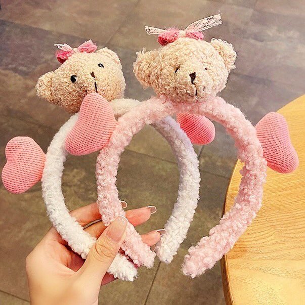 best_hallo's tweet photo. Cute Cartoon Bear Heart Plush Hairband Hair Accessories For Girls Women💕

Link 👇👇👇👇 
✅ https://t.co/RnAshjzFQa
.
.
#hallobest #hairband #hairbands #hairbandstyle #hairaccessory #pink #fashionstyle https://t.co/NUFLXTqosP