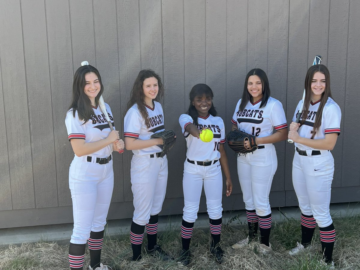 Our first game day is tomorrow! We will be on field 2 at Drakes Creek Park in the bison play day! Game times are at 10:30(Harpeth), 1:30(Father Ryan), 4(Harpeth Hall), and 6pm (DCA)! Come out and support the Lady Bobcats!