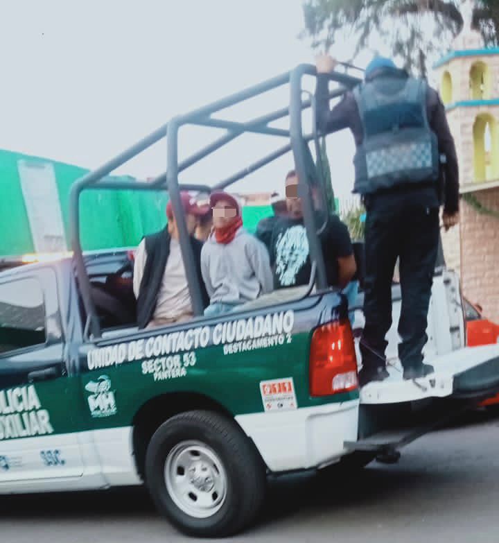 Aproximadamente a las 17:20 horas se detectó que trabajadores de Nómina 8 de esta alcaldía estaban sustrayendo restos óseos en el Panteón Sanctorum, por lo que con apoyo de <a href="/BlindarMH/">Blindar MH</a> 🛡 se les remitió a la <a href="/FiscaliaCDMX/">Fiscalía CDMX</a>.

Presentamos la denuncia correspondiente por este delito.