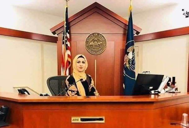 abul_azhar's tweet photo. My family told me to remove my hijab for a scholarship interview, otherwise, it'd reduce my selection chances.  I took the risk &amp; decided to keep the hijab on. I not only got selected for the scholarship in a law school but after 17 years, am the 1st hijab-wearing judge in the UK https://t.co/sKyq8iAj3x