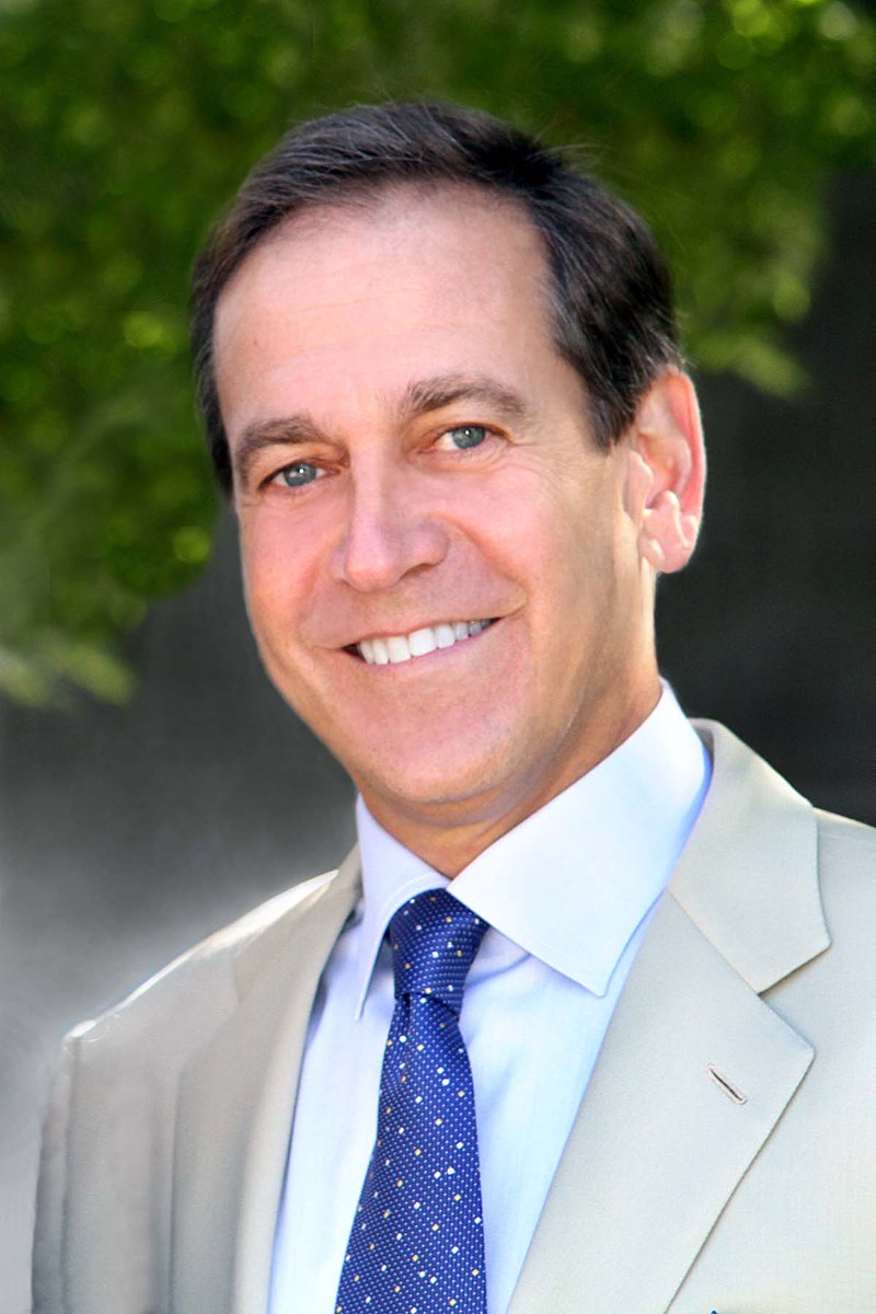 "Outpatient total joints - Why you should be doing them". Interview with Dr. Kevin Plancher, MD, MPH on the OrthoClips Podcast Series. 
podcasts.apple.com/us/podcast/out…
open.spotify.com/episode/0zya2X…

<a href="/PlancherOrtho/">Plancher Orthopaedics and Sports Medicine</a> #orthotwitter #totaljoints