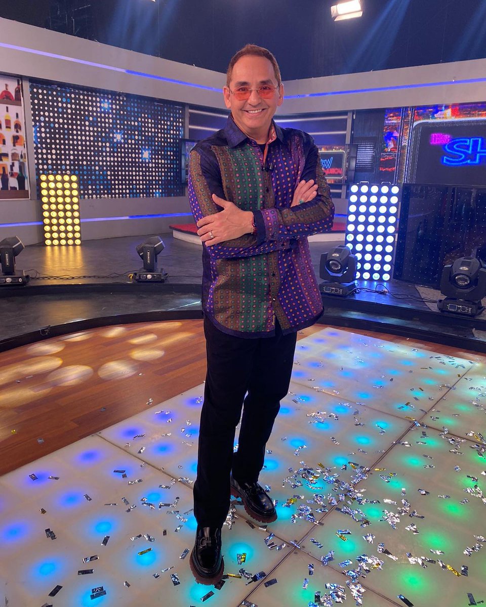 Es Show Tv tweet media