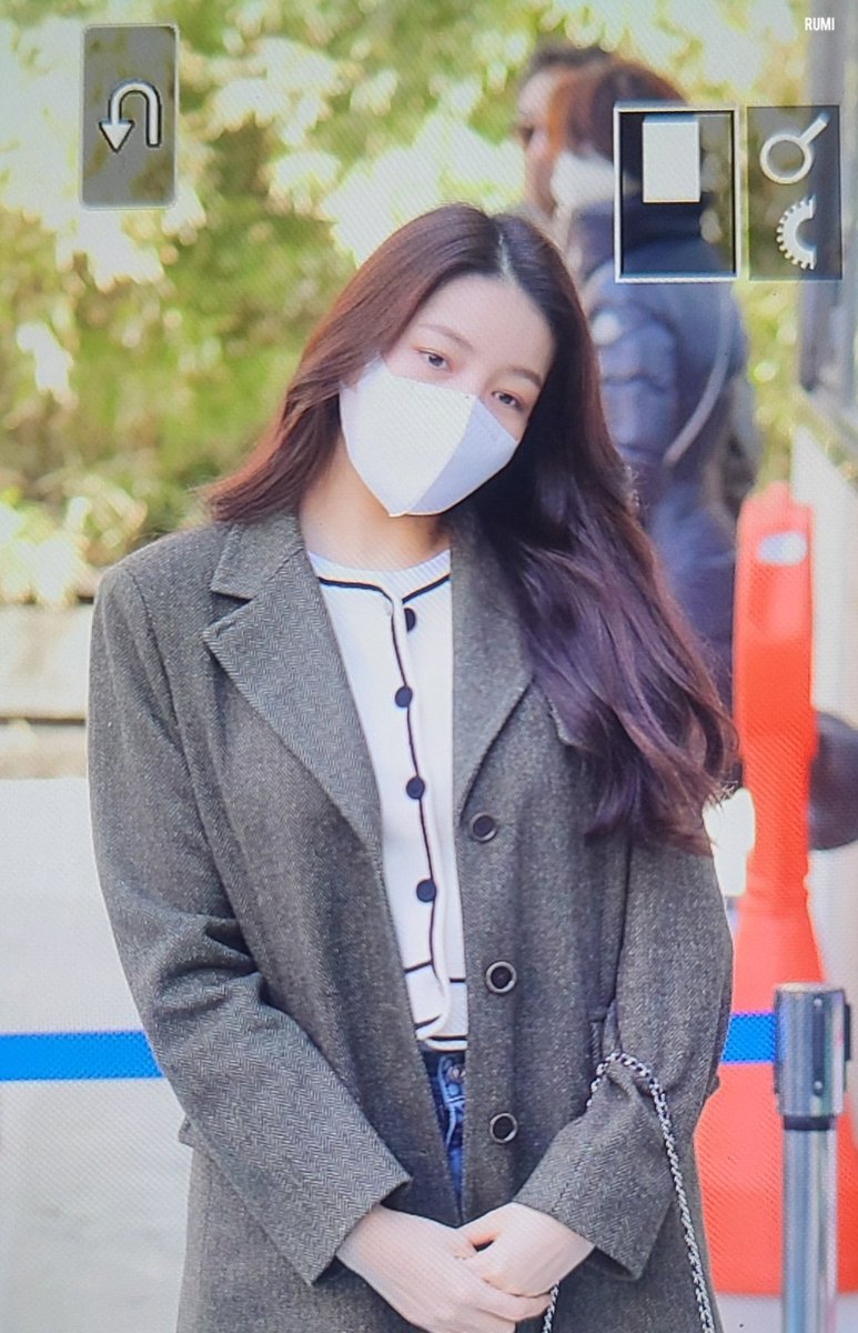 Eunha_RUMI's tweet photo. 220305 소정

너무 오랫만이에요 😭

#여자친구 #소원 #김소정 #GFRIEND #SOWON https://t.co/hGkcaJJdyP