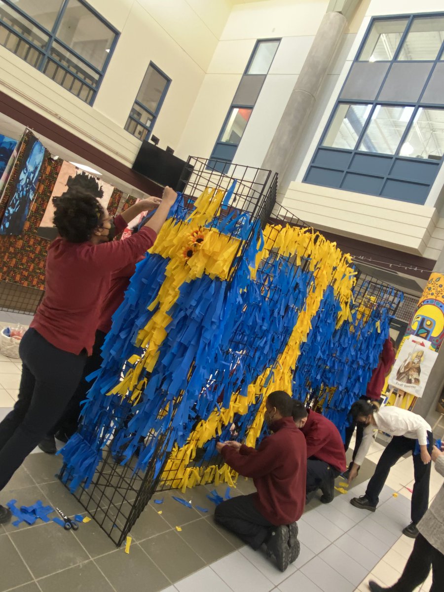 SACHSArts's tweet photo. Women/children weaving camouflage  netting In #Ukraine to # help save their country was the #inspiration of our #art installation to bring awareness &amp; #prayers for #peace to all suffering https://t.co/BR9xc6qNaG via @YouTube @STAUpdates @YCDSB #artheals #unite #cometogether https://t.co/MyafB1Ra8r