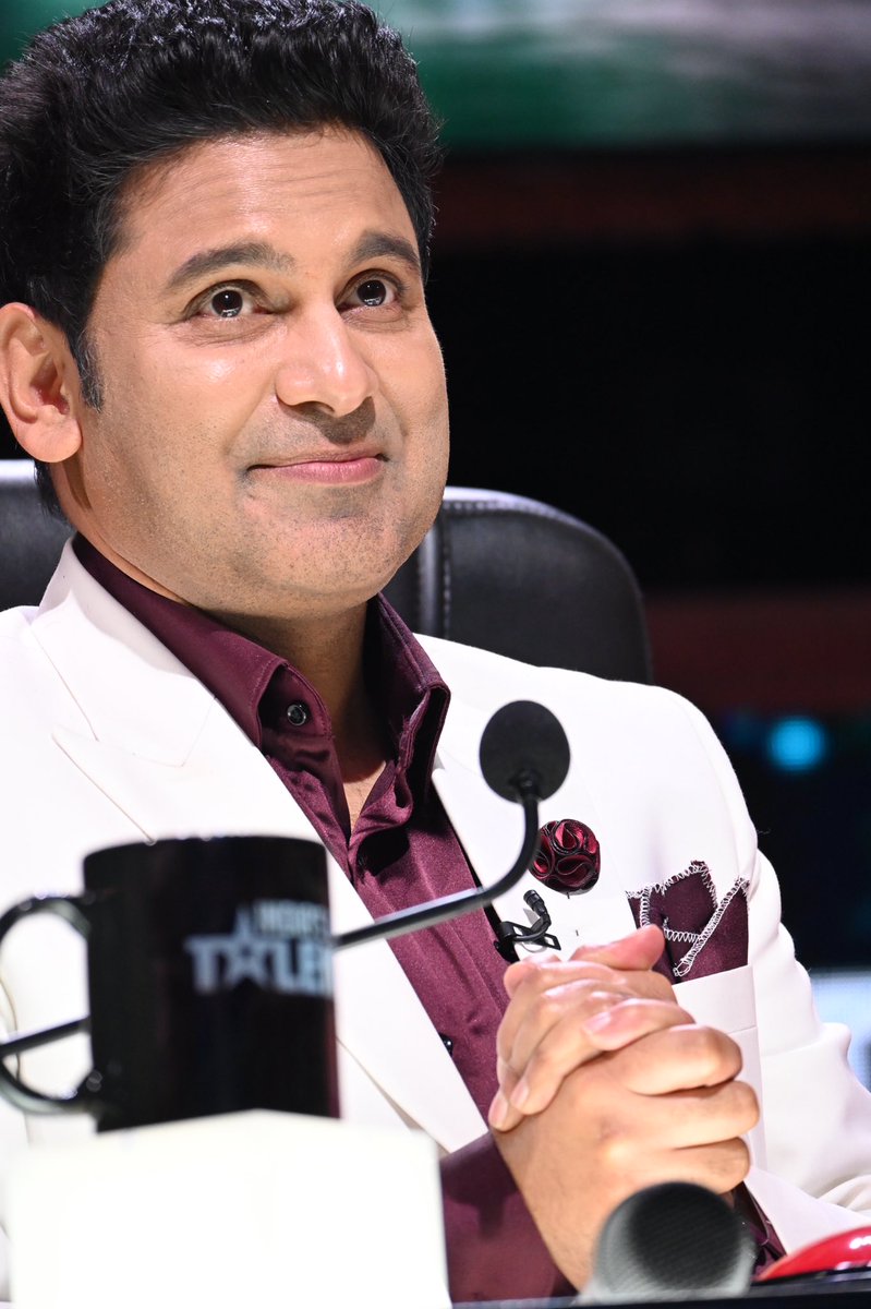 manojmuntashir's tweet photo. बताइए, क्या देख कर मैं इतना हैरान हूँ ? https://t.co/7GHLP1xgtN