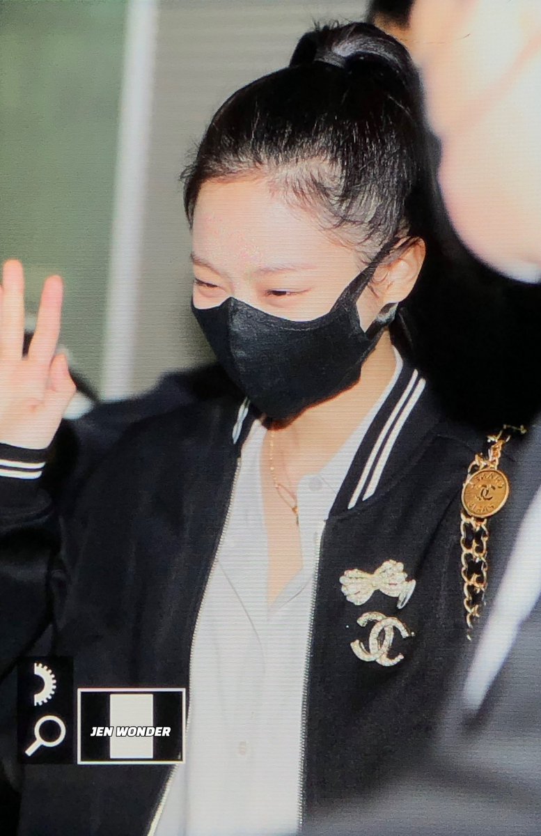 JENWONDER_COM's tweet photo. 20220305
 #블랙핑크  #제니 #BLACKPINK  #JENNIE https://t.co/Vfy4EKHAiv
