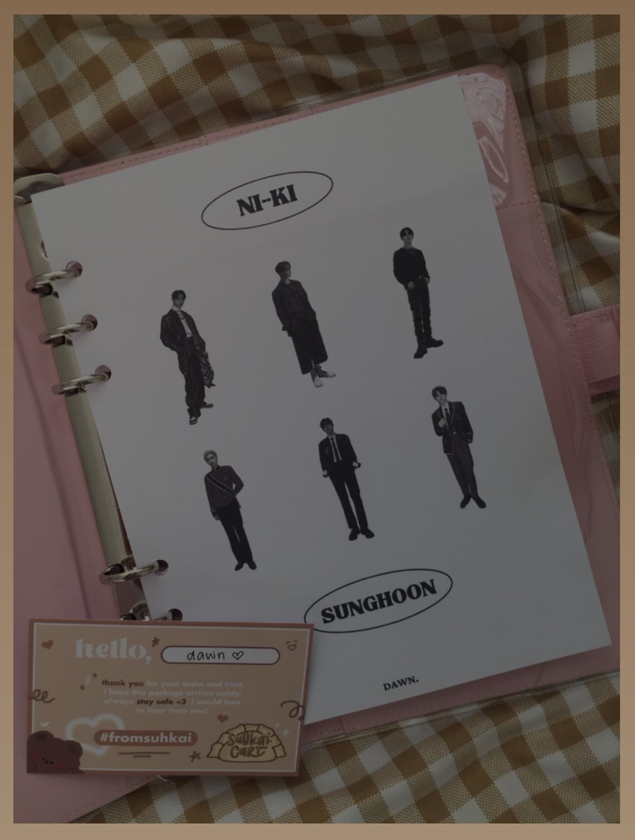 dawnscartt's tweet photo. °˖✧ #dawnmails
thank you @shinmails for making my binder cover and also thank you @suhkaicart for printing my binder cover 💌 super bilis lang kaya super recommended talaga 🥰 til our next transaction po ><
— #009comms
— #fromsuhkai https://t.co/kVktThRSgi