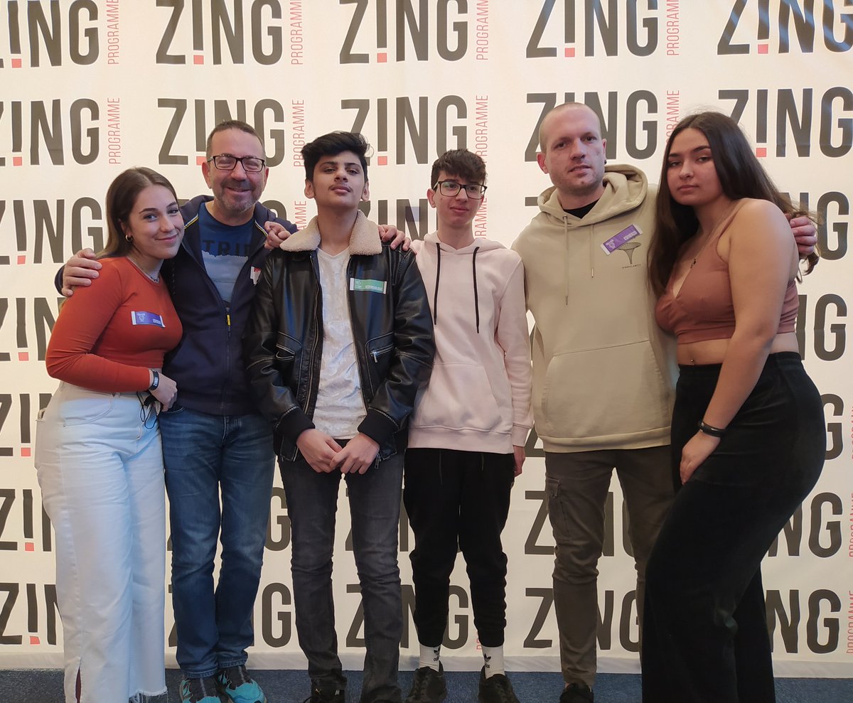 JosepTorrico's tweet photo. A @FMarianao també celebrem el #ZingDay amb els amics de @nouscims @ZingProgramme #NovesOportunitats https://t.co/5XpAXHPXkQ