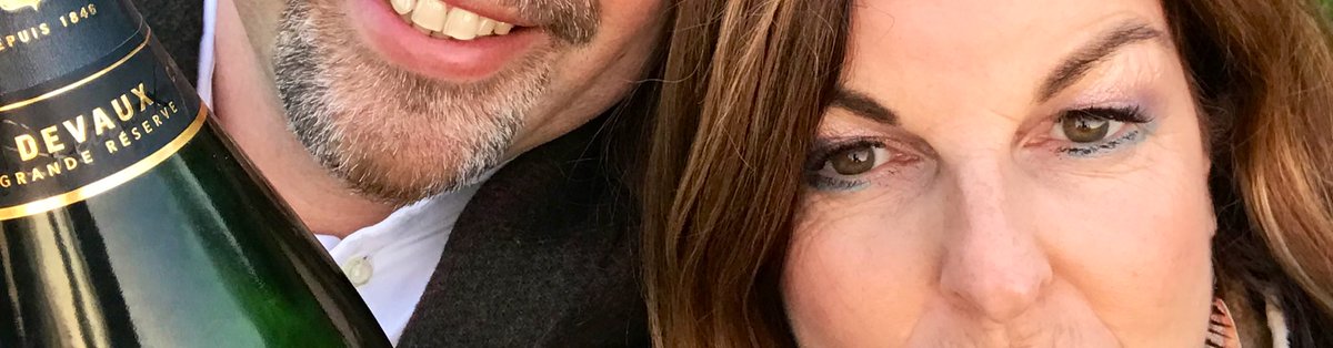 julesserkin's tweet image. One year ago today I made the mistake of following the advice &amp;amp; indeed coercion &amp;amp; propaganda to get the #CovidVaccine: Something I regret bitterly- I’m just in the middle of a 3 day vax attack too- photo my eyes today end of February 21 &amp;amp; February before the jab