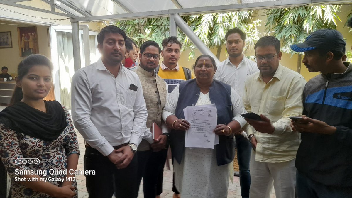 d_sangarsh's tweet photo. 5 मार्च 2022 को रोहतक में आयोजित एक कार्यक्रम में ग्रुप डी संघर्ष विकास समिति, हरियाणा 1209 के वरिष्ठ उपप्रधान मन्नू जी, उप प्रधान cum मीडिया कॉर्डिनेटर चन्द्रगुप्त जी  व सह सचिव अश्वनी सोनी जी एवं https://t.co/UIq9g2V3HP