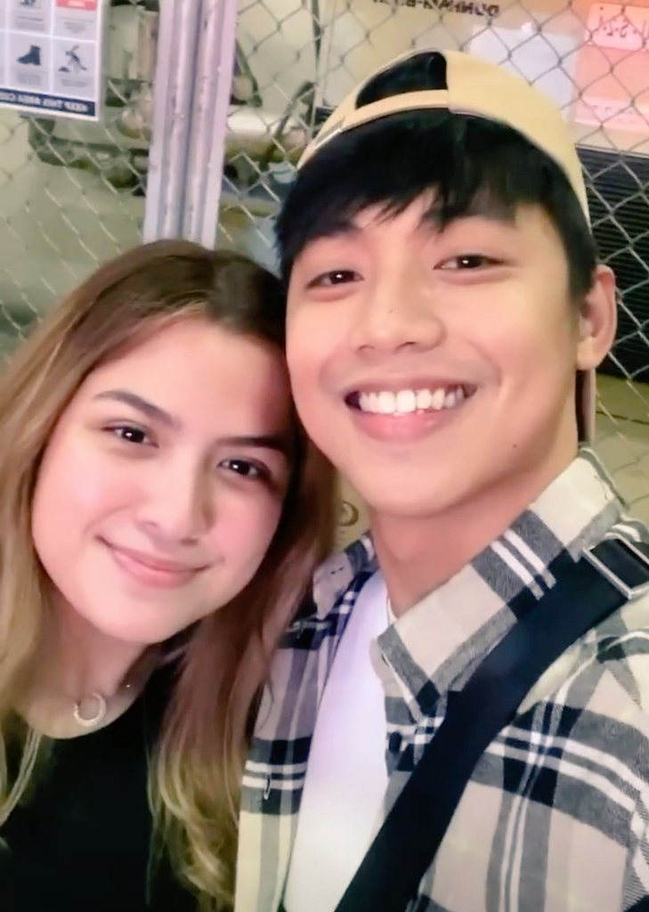 GeeSandy21's tweet photo. "You guys look good together, dont you think?"

BENLEX PAANO MV
#BenedixRamos @BenedixRamos https://t.co/wMq7OkjRSs