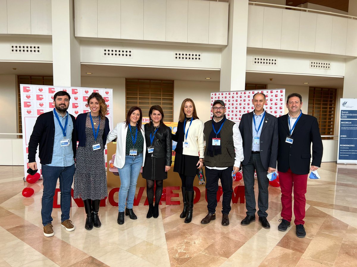 Aquí tenemos a nuestros asesores y asesoras del #CPR preparados para que toda vaya sobre ruedas en #innovaedum2022 ❤️
Todo bajo control 💪
<a href="/Educarm/">Educarm</a> <a href="/sifopcarm/">SIFOP CARM</a> <a href="/EscuelasActivas/">Escuelas Activas</a> <a href="/innovaedum/">Innovaedum</a> <a href="/direcmur/">DIRECMUR</a>