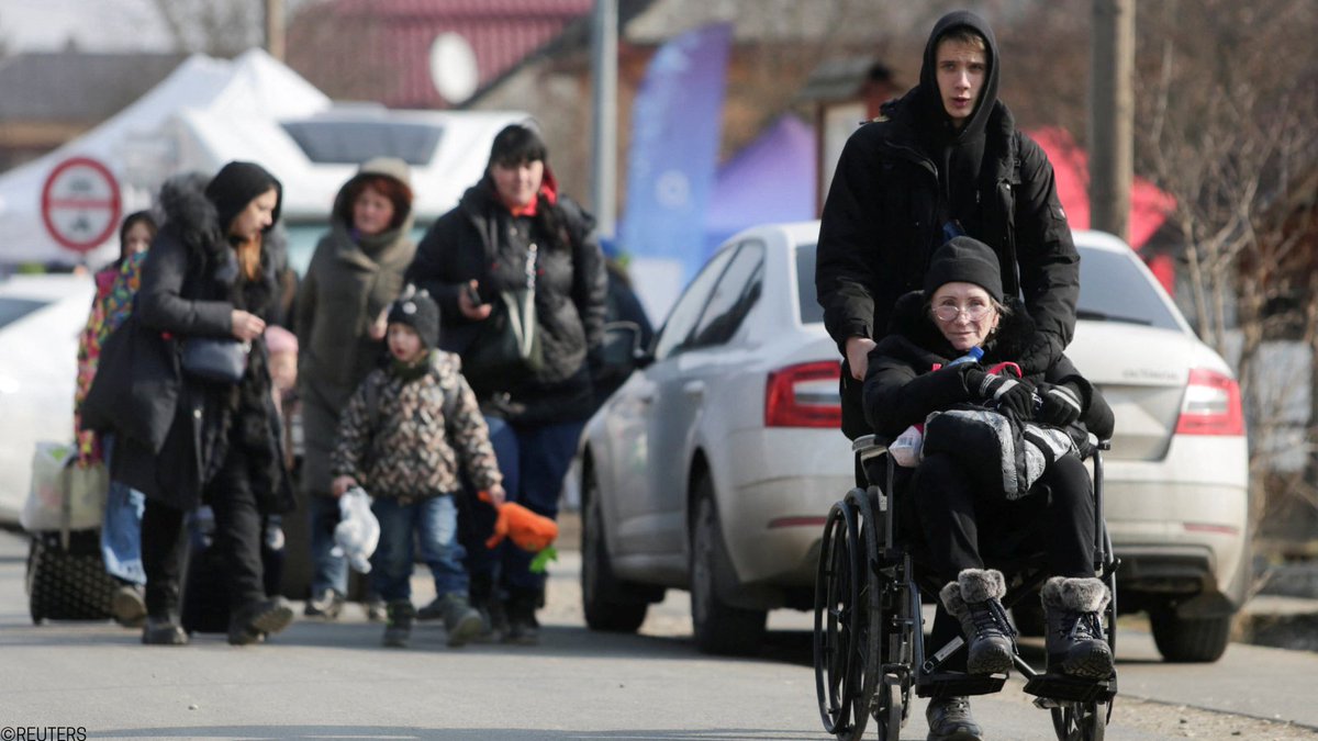 🇺🇦#Ukraine: “Protect those with disabilities & older people caught up in the violence,” urge UN human rights experts. “Their chances of a successful evacuation are slim given their mobility impairment & the general lack of inclusive rescue processes.” ow.ly/H1Wj50IaSAR