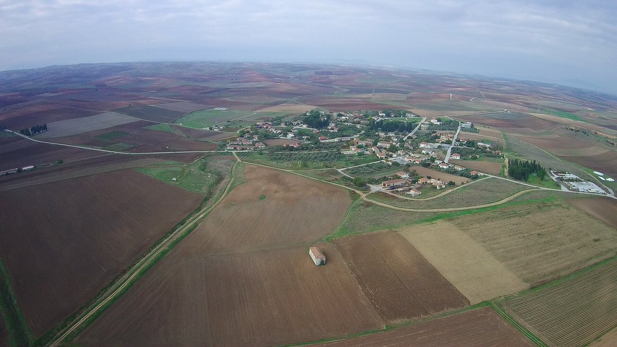 visitlarissa's tweet photo. From above a small village
#visitlarissa #visitgreece https://t.co/hYXNs2MfZE