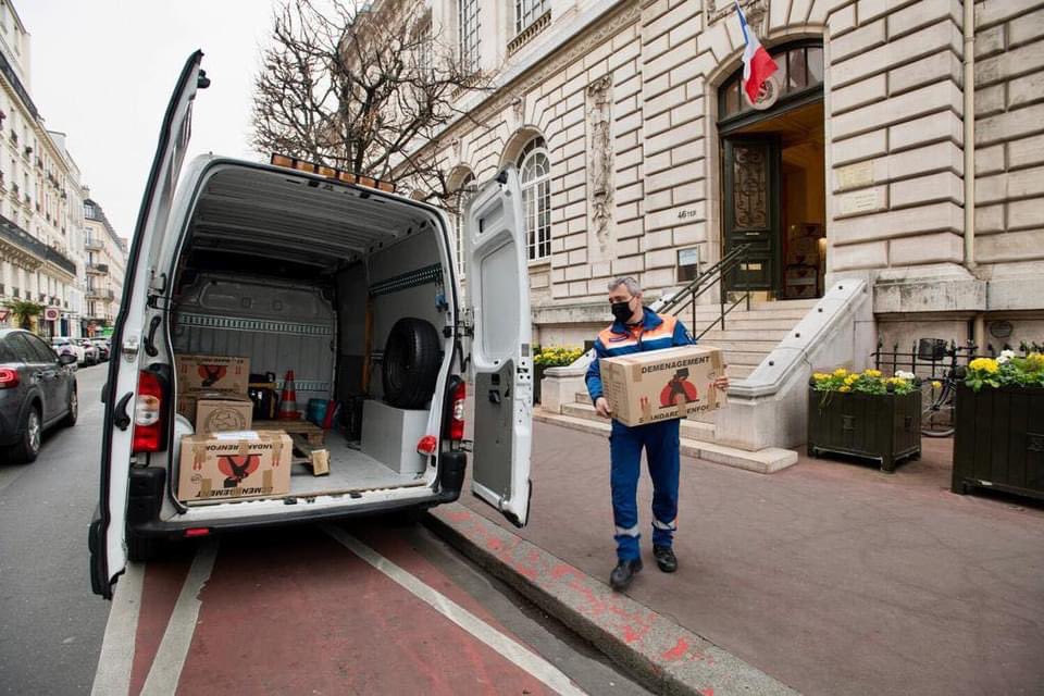 villelevallois's tweet photo. 🤝🇺🇦 MERCI aux LEVALLOISIENS, à la PROTECTION CIVILE, aux Associations LEVALLOIS  ENTRAIDE et YOUCARE, ainsi qu’à tous les BÉNÉVOLES pour leur mobilisation et leur générosité 🇺🇦 https://t.co/ryPRBoQE23