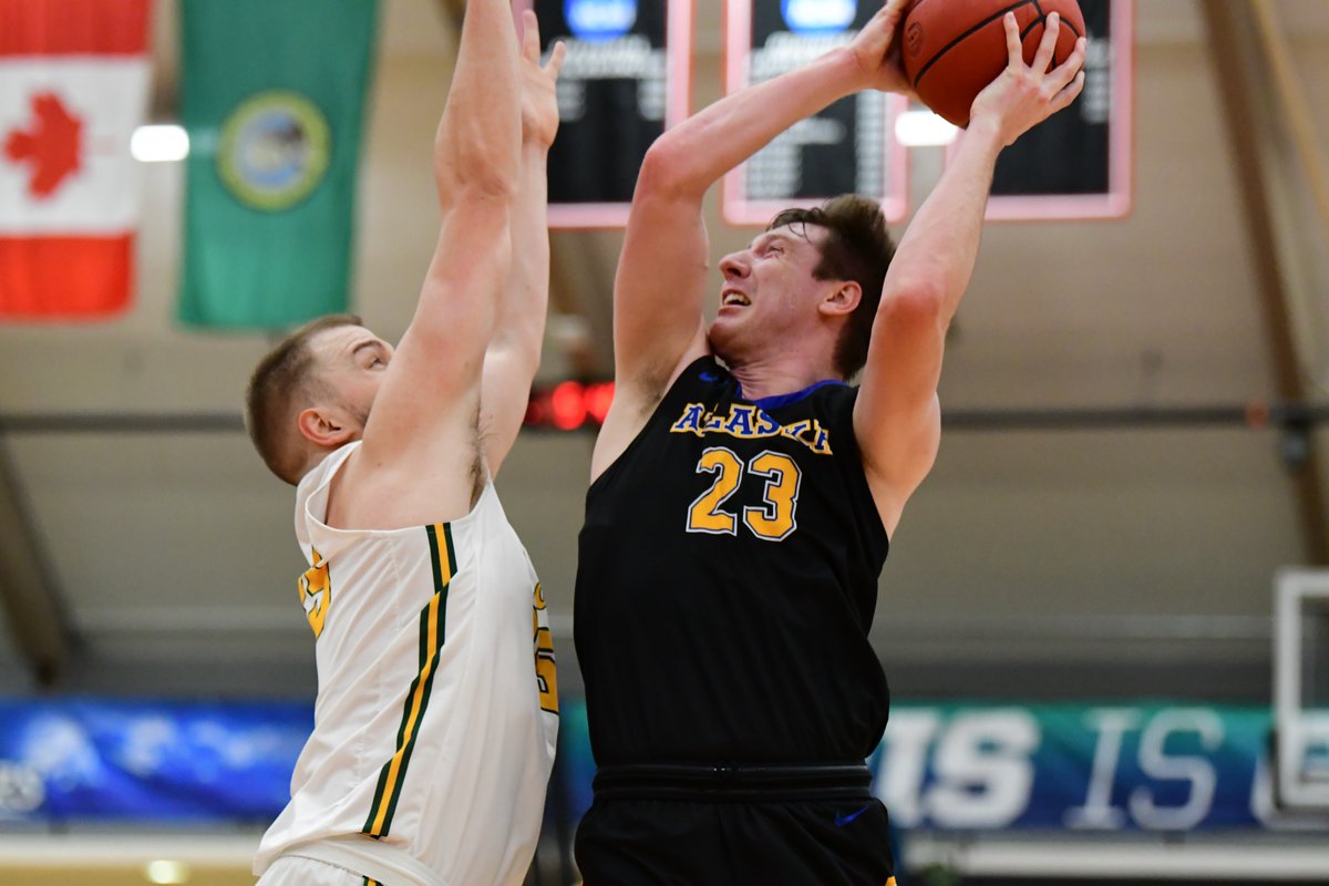 NanooksMBB's tweet photo. Pandemonium in the Pavilion‼️

It's official. We'll face the #5-seeded Central Washington Wildcats tomorrow for the GNAC Championship! 

#NanookNation x #RuleTheNorth 

(📸: GNAC Sports) https://t.co/N5y6vH0uaU