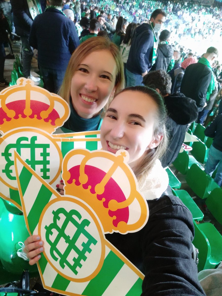 ValdiSweetSmile's tweet photo. @RealBetis #SemanaMujerBetica  💚🙌 https://t.co/uw7nUnCHk2