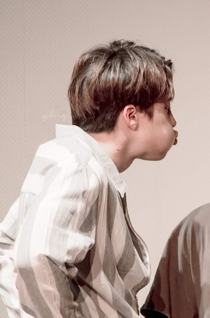 dieulinh97's tweet photo. Sn Mean Muối cũng phải có cái ảnh nào đấy mặn mòi 1 chút😅😅
Chúc e luôn thành công trên con đường mk chọn nhé!
#Happy24thPhiravichDay https://t.co/1kINQWZ0Ad