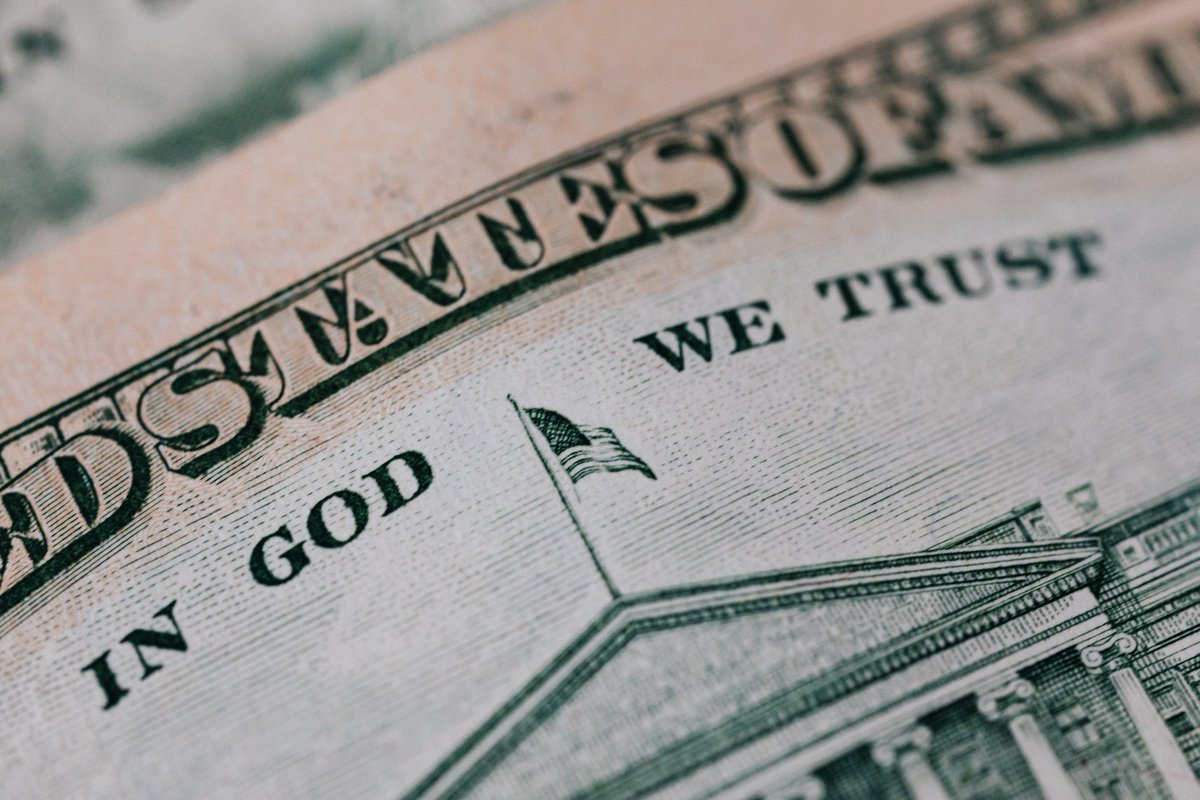 Bitcoinizer21's tweet photo. "#Bitcoin ist ein religiöser Kult"

Dollar: https://t.co/jhPSx7FuGZ