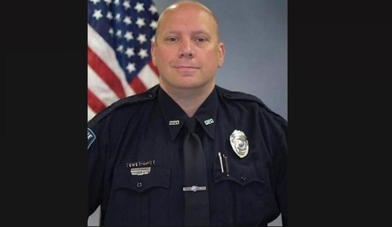 NatPoliceAssoc's tweet photo. Erik Clark, school resource officer shot in the line of duty has been released from the hospital and credited with saving lives at Olathe East High School. https://t.co/YBRx6aiDnN https://t.co/xglMYzPNiK