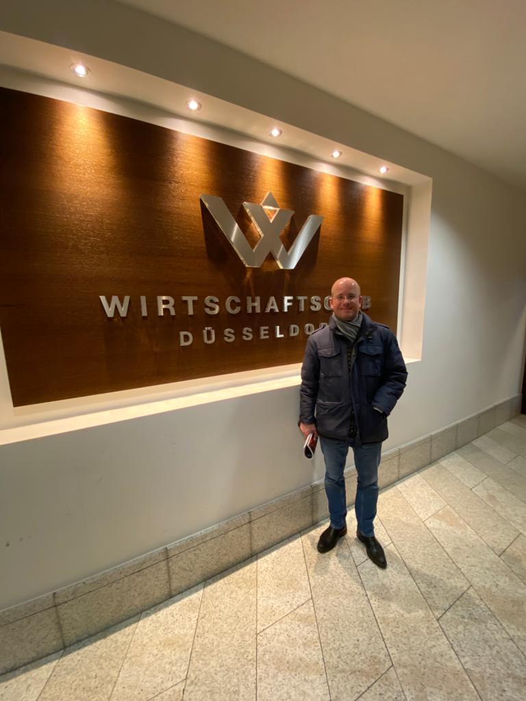 paypolitan's tweet photo. High interaction with potential investors at the “Wirtschaftsclub”

#paypolitan #EPAN #crypto https://t.co/YOY8TGoenX