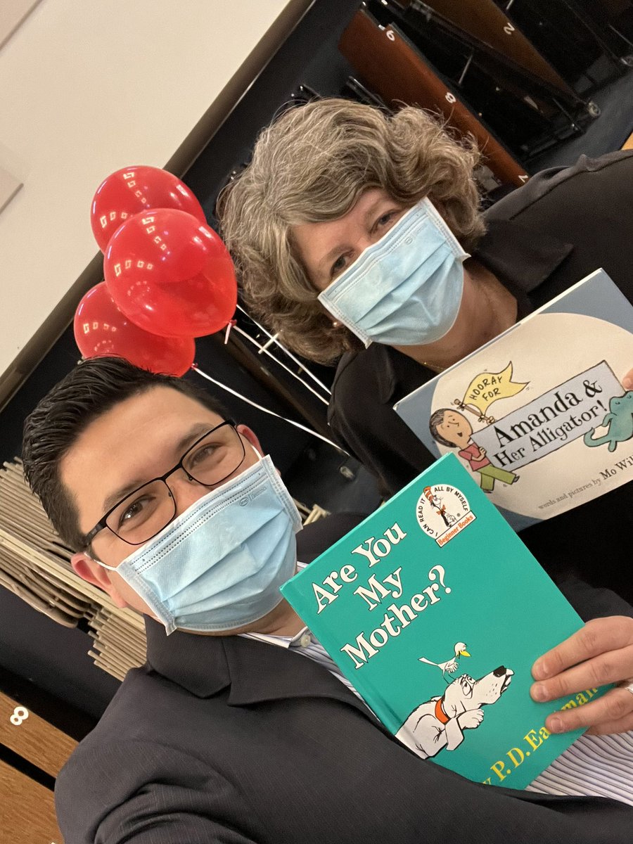 joshua_hoover's tweet photo. Had a great time participating in #ReadAcrossAmerica week with Folsom City Councilmember Sarah Aquino, @FolsomCordova staff, @CityofFolsom staff, @FolsomPolice, and @FolsomFire! Thank you to Empire Oaks Elementary Principal Sarah Parenzin for organizing such a great event! https://t.co/4vN23ob8g3