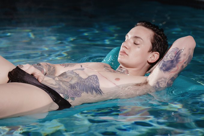 My Onlyfans is 65% off and I&rsquo;m online now... https://t.co/XBZRpOfISY https://t.co/oBgWlpNuUw