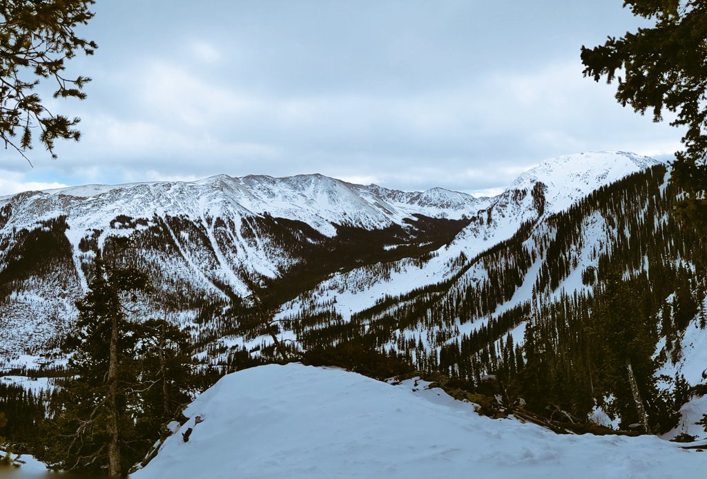 skimaniacone's tweet photo. #KachinaPeak @ #TaosSkiValley https://t.co/9MqVmvOqa0