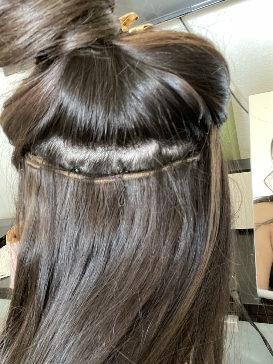 Aguilar9Zoe's tweet photo. Paid $850 for these extensions by your most known colorado hair stylist and this is what I got ,the lines in my head aren’t even straight ,there’s knots all over my head and it’s the worst install I’ve ever seen I asked for a refund and got told“good luck figure it out”jade serie https://t.co/SCKPggH36h