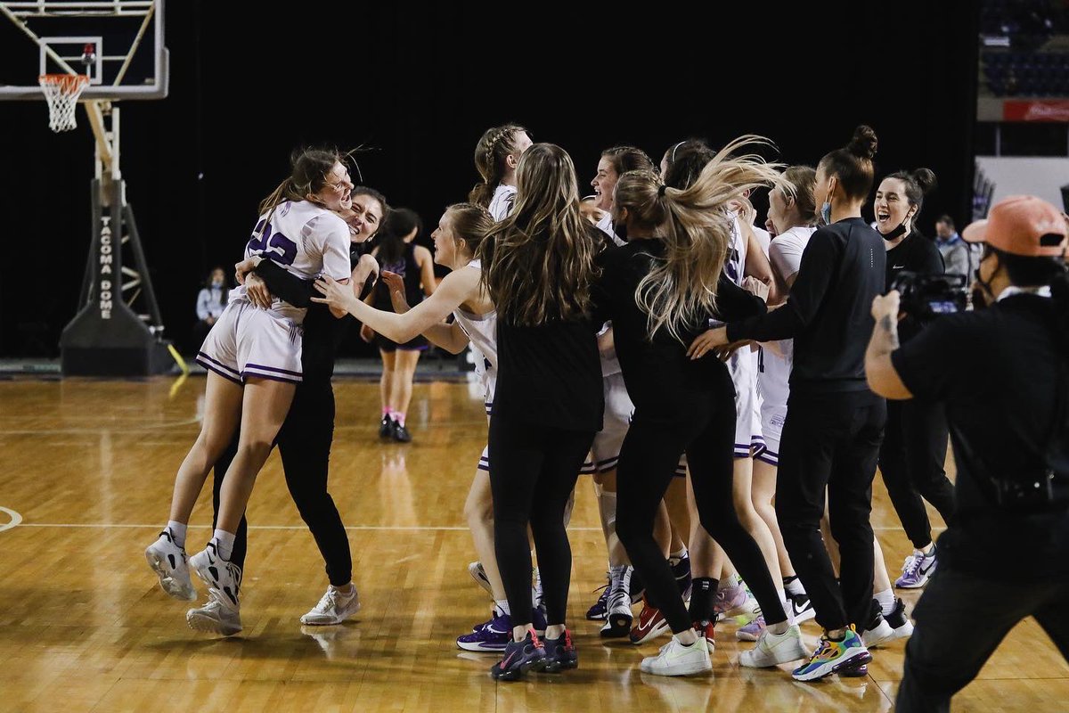 SumnerGBB's tweet photo. That feeling when you are headed to play in the State Championship!!😎💜 #JustUs 

➡️64-55 final from the TDome tonight! https://t.co/dIWrjWX27N