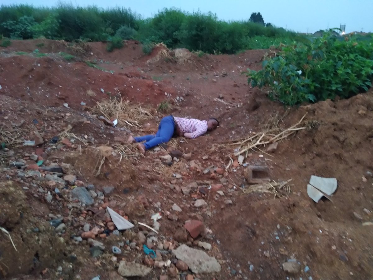 InInitiatives's tweet photo. This morning on may way from work around 06:05am I just found this helpless body of a young woman being dumped there lucky enough she was still breathing I've managed take her to the nearest local clinic for an emergency help... https://t.co/Y6COyvmdjn