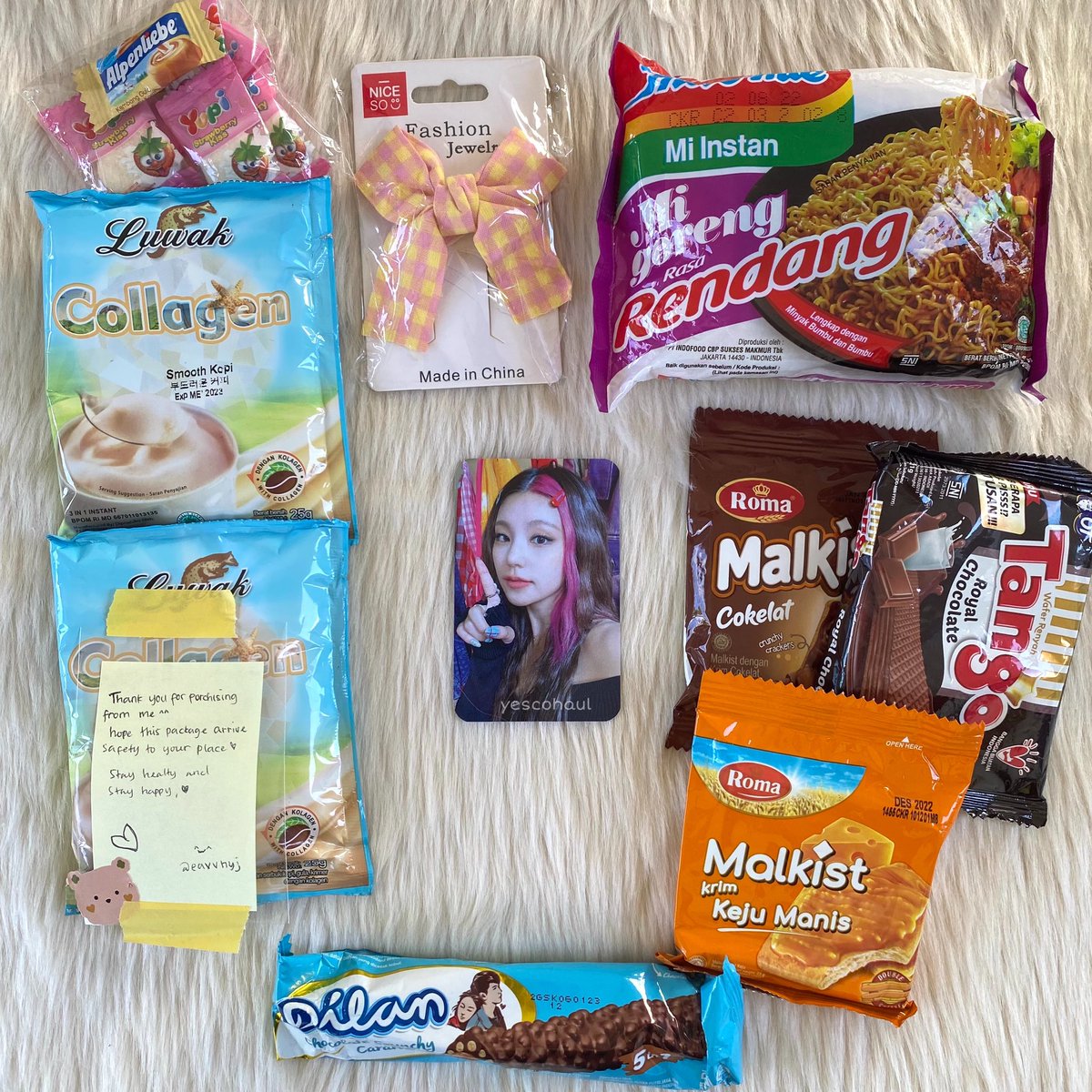 yescohaul's tweet photo. #yescomails | ʕ•́ᴥ•̀ʔっ

hello @itsrecyu yeji mecima alr arrived! thank ü for the freebies, my mom luvs it so much esp the mi goreng HAHAH 🎀 https://t.co/XeDBFsQBZ2