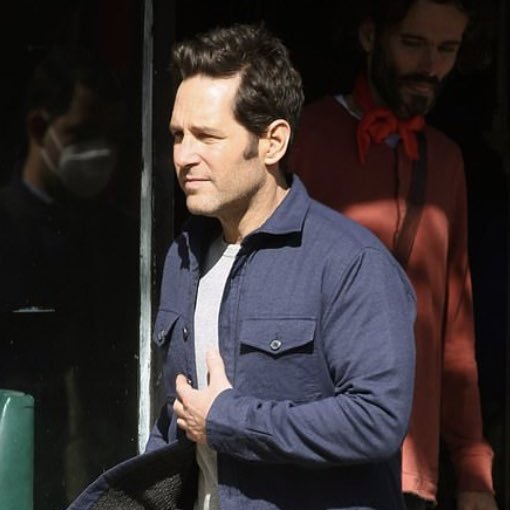 BrianScottLang's tweet photo. VERY FIRST SET PICS OF PAUL RUDD IN THE QUANTUAMANIA SET IM GONNA PASS OUT https://t.co/f10MLQKILX