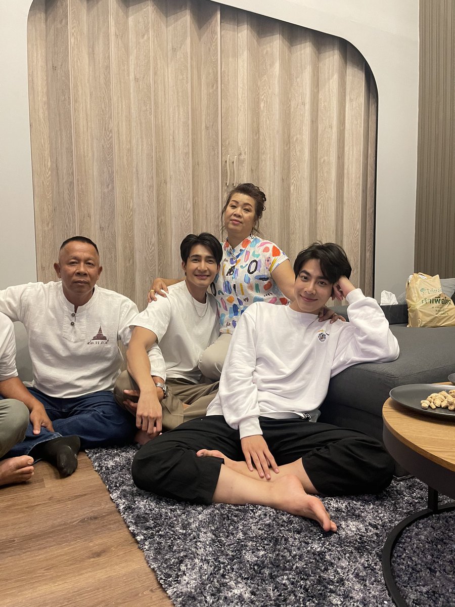 kajbhunditt_JN's tweet photo. เจอ #จูเนียร์มิกซ์ แล้วงงเลย ขอปารูปนี้ระเบิดเรือทิ้งหน่อยละกัน 55 #เอิร์ทมิกซ์ @wixxiws @Earth_Pirapat ชิปเปอร์ https://t.co/pt53UId5jB