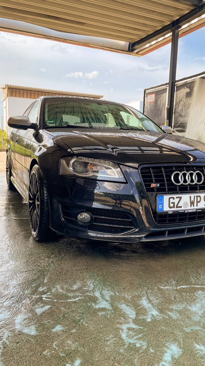LastNightWhore's tweet photo. Fahre seit ein paar Monaten einen Audi S3 8pa. 
Gut das jetzt der Sprit bei 2€ ist. 🥲👍🏻 https://t.co/j7AghpghFu