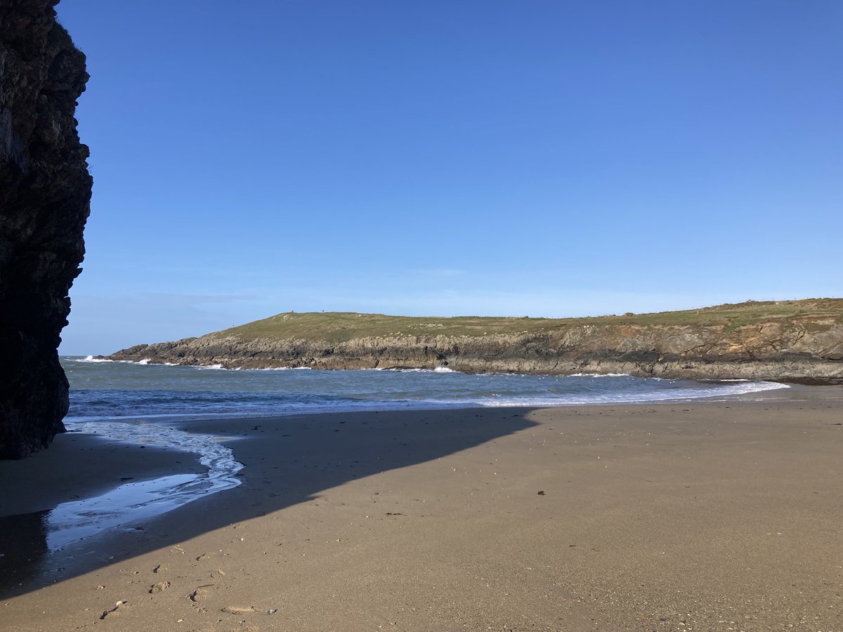 ⁦⁦@IMcMillan⁩. Porthtrecastell,so fortunate to be able to have this wonderful, peaceful spot for my early morning stroll’s.