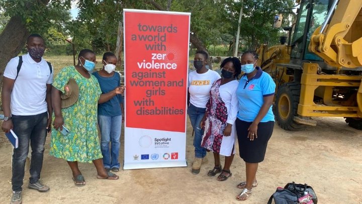 AfricaLinc's tweet photo. #currentaffairs - @LCDZim is facilitating the participation of Organizations of Persons with Disabilities in the PVO Amendment Bill around the country owing to @GlobalSpotlight &amp; @UNDPZimbabwe.

Today we are in Zhombe (Midlands) attending the consultations.
#disabilityinclusion https://t.co/QgjoqmHlZD