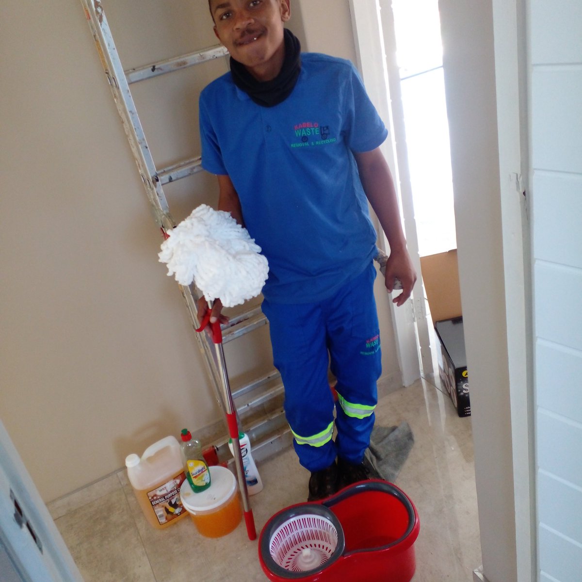 wasteremoval2's tweet photo. Residential Property Cleaning & Bathroom Scrubs β
β»οΈπ§€
Considerably Cheaper With A Bonus Of You Not Having To Clean And Disinfect Anything πβοΈ
Service Point: Pretoria
Call:068 142 8901
Email:kabelowasteremoval@gmail.com
#Entrepreneur
#StopPutinNOW
#WeKeepItClean https://t.co/GdSWd0olJg