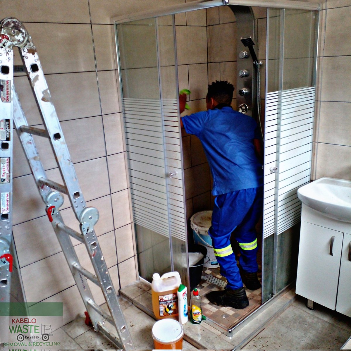 wasteremoval2's tweet photo. Residential Property Cleaning & Bathroom Scrubs β
β»οΈπ§€
Considerably Cheaper With A Bonus Of You Not Having To Clean And Disinfect Anything πβοΈ
Service Point: Pretoria
Call:068 142 8901
Email:kabelowasteremoval@gmail.com
#Entrepreneur
#StopPutinNOW
#WeKeepItClean https://t.co/GdSWd0olJg