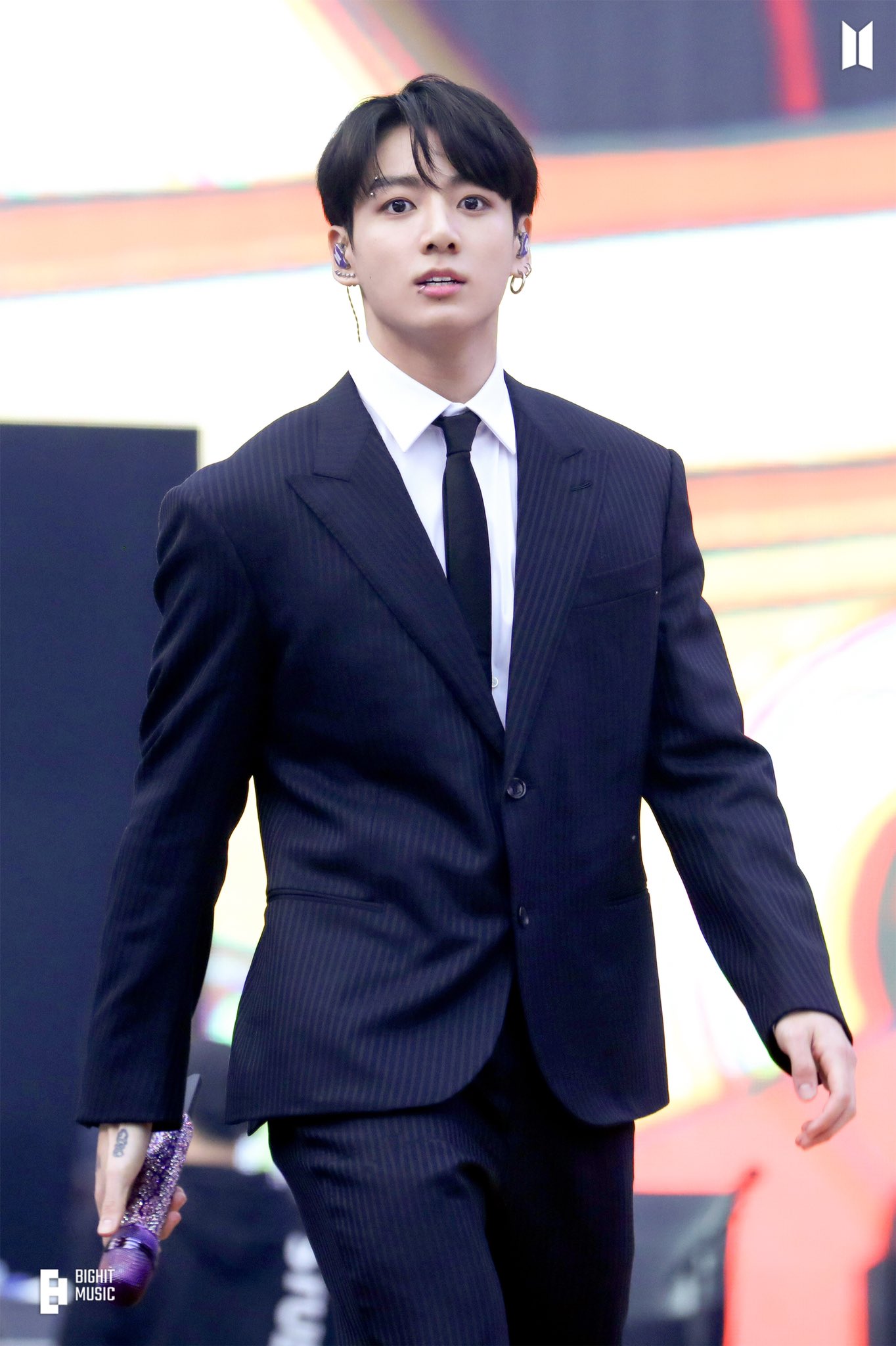 tuxedo jungkook suit