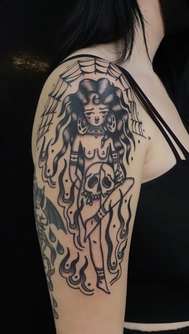 Watch 🜏 𝐿𝓎𝒹𝒾𝒶 𝒢𝒽♡𝓈𝓉 🜏's leaked NSFW photo on TwXstars