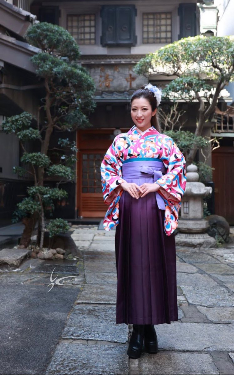 susumu_PWO's tweet photo. 2022.3.5
=天麩羅屋《中清》前に袴美人=
@ashn_aya_ @popheart000
#ASAKUSA #HakamaStyle #Nakasei
#Canon #EOS_1DXmark3
#EF24_105mmF4L https://t.co/m9Hi3YShub