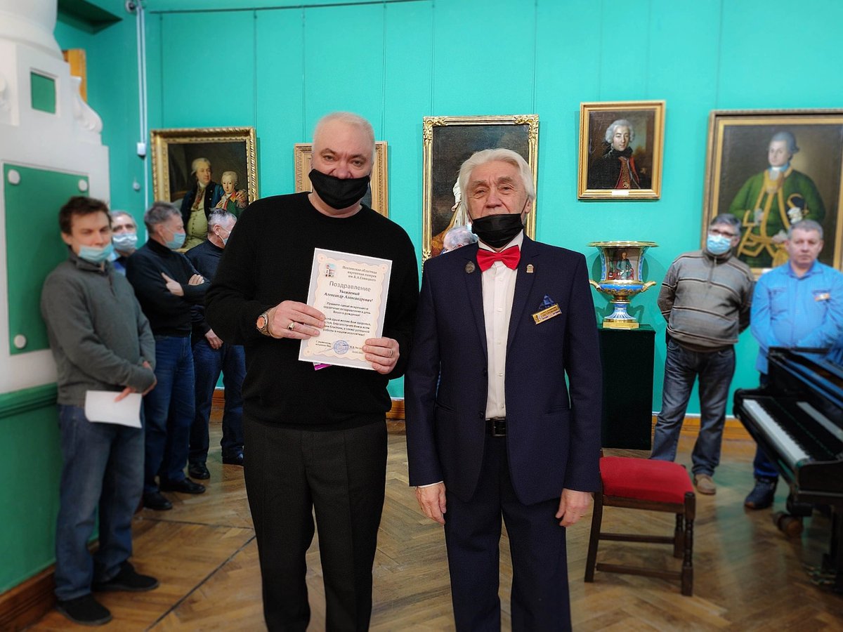 Коллектив Пензенской картинной галереи поздравляет с днём рождения главного инженера Александра Куканова
 
В этот прекрасный день пусть сбудутся все самые желанные мечты. Стабильности по жизни, здоровья, счастья и благополучия в семье.