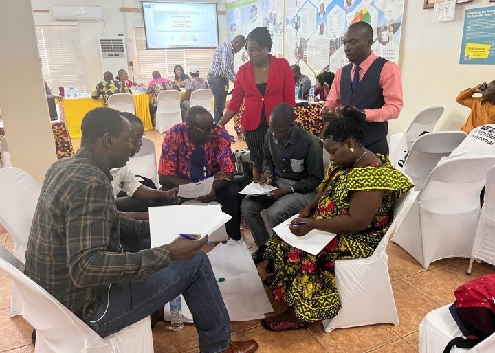 AfricaLinc's tweet photo. With support from @lilianefonds, we organized today our first #BreakingDownBarriers 2.0 #LearningEvent in collaboration with the Fourahbay College Institute of Gender Research to validate and share the findings of the research conducted in 2021 by talented Sierra Leonean student https://t.co/1zcZvBQiap