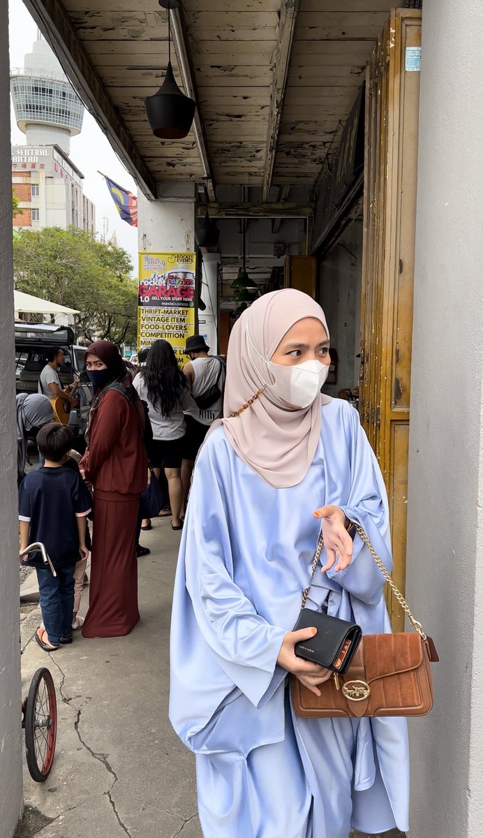 fatinxfatihah's tweet photo. Meh KakTin bagi list tutorial yang korang boleh try waktu raya nanti☺️

THREAD https://t.co/qm1XeUuQLI