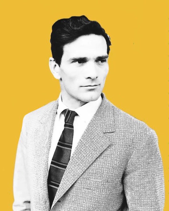 dramaticles's tweet photo. Avui, que fa 100 anys del naixement de Pier Paolo Pasolini, ja podem dir que aquesta primavera editarem el seu teatre en català. Hem volgut celebrar aquest creador únic amb la publicació de les obres 'Orgia' i 'Porquera' introduïdes pel 'Manifest per a un nou teatre'. 

[Fil! 🧶] https://t.co/U1pMjD4wPn