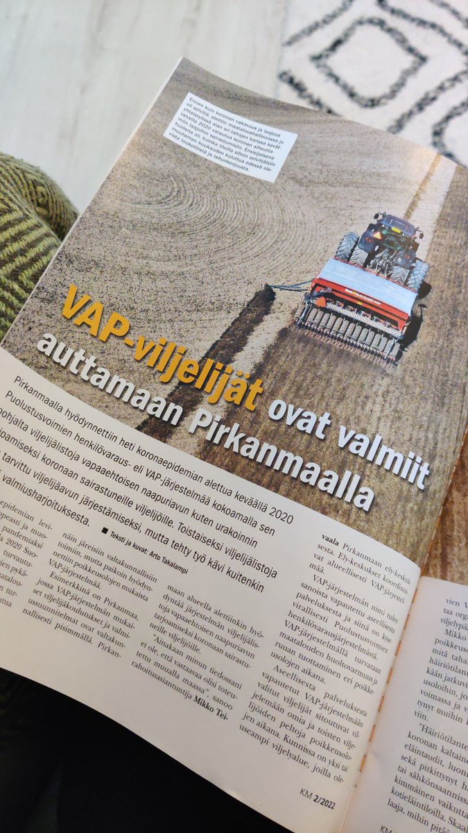 Lyhyt ⛓️

Tämä <a href="/KMaamies/">Käytännön Maamies</a> (18.2.2022) juttu avautuu lukijalle uudella tavalla pari viikkoa julkaisun jälkeen, ja sen jälkeen kun luki <a href="/MikaAaltola/">Mika Aaltola</a> kolumnin tänä aamuna: is.fi/kotimaa/art-20… 1/