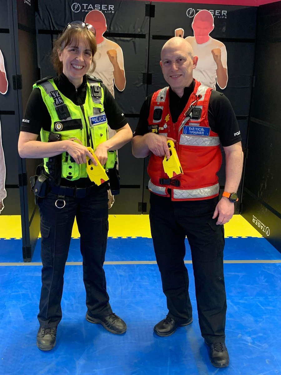 Rich_Cooke1's tweet photo. Nice to receive this from Sgt. Hannah Graham yesterday, having completed her #Taser requal which is something we achieved working with the Force. 
#Taser will protect her, the officers she leads, the public &amp; offenders who dare threaten her!
ALL our frontline should have it. https://t.co/nQxPawxYQp