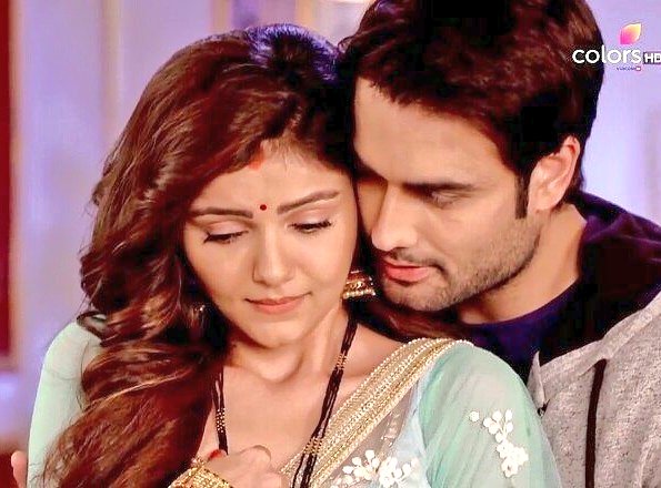 VivInaWorld's tweet photo. Retweet if you miss this duo on-screen together 😍 @VivianDsena01 @RubiDilaik 💞

#HaYa #VivIna #RubinaDilaik #VivianDsena #Shakti https://t.co/z4ZNbkn7gb