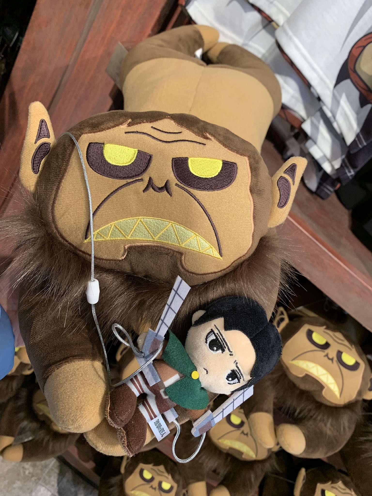 توییتر Usj進撃の巨人 جستجوی توییتر